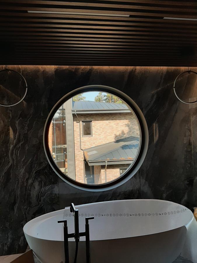 Круглое окно Мозаика в ванной