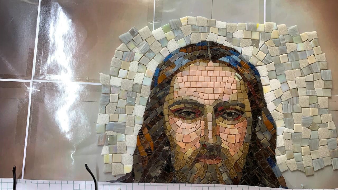 Tworzenie ikony z mozaiki twarzy